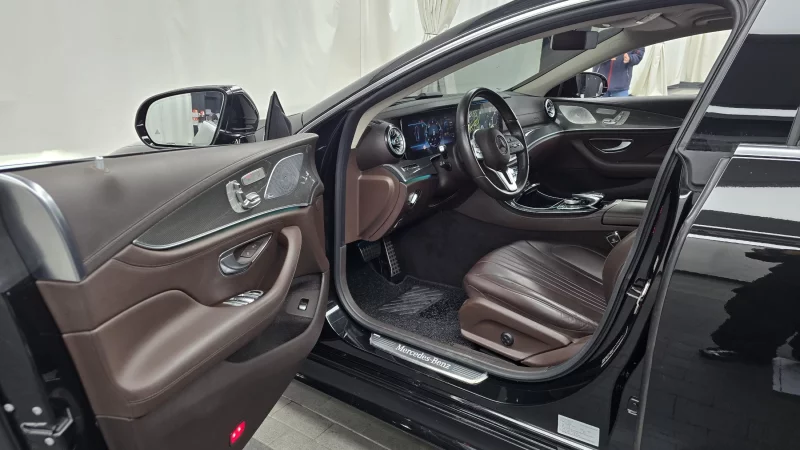 Mercedes-Benz CLS-Class