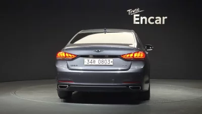 Hyundai Genesis
