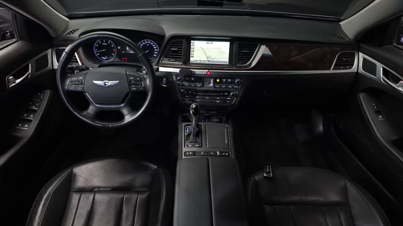 Hyundai Genesis