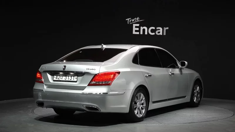 Hyundai Equus