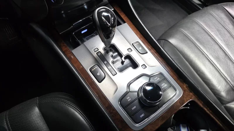 Hyundai Equus