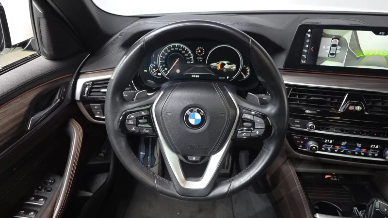 BMW 5-Series