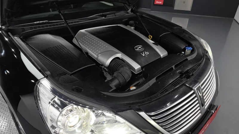 Hyundai Equus
