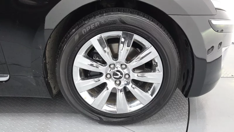 Hyundai Equus