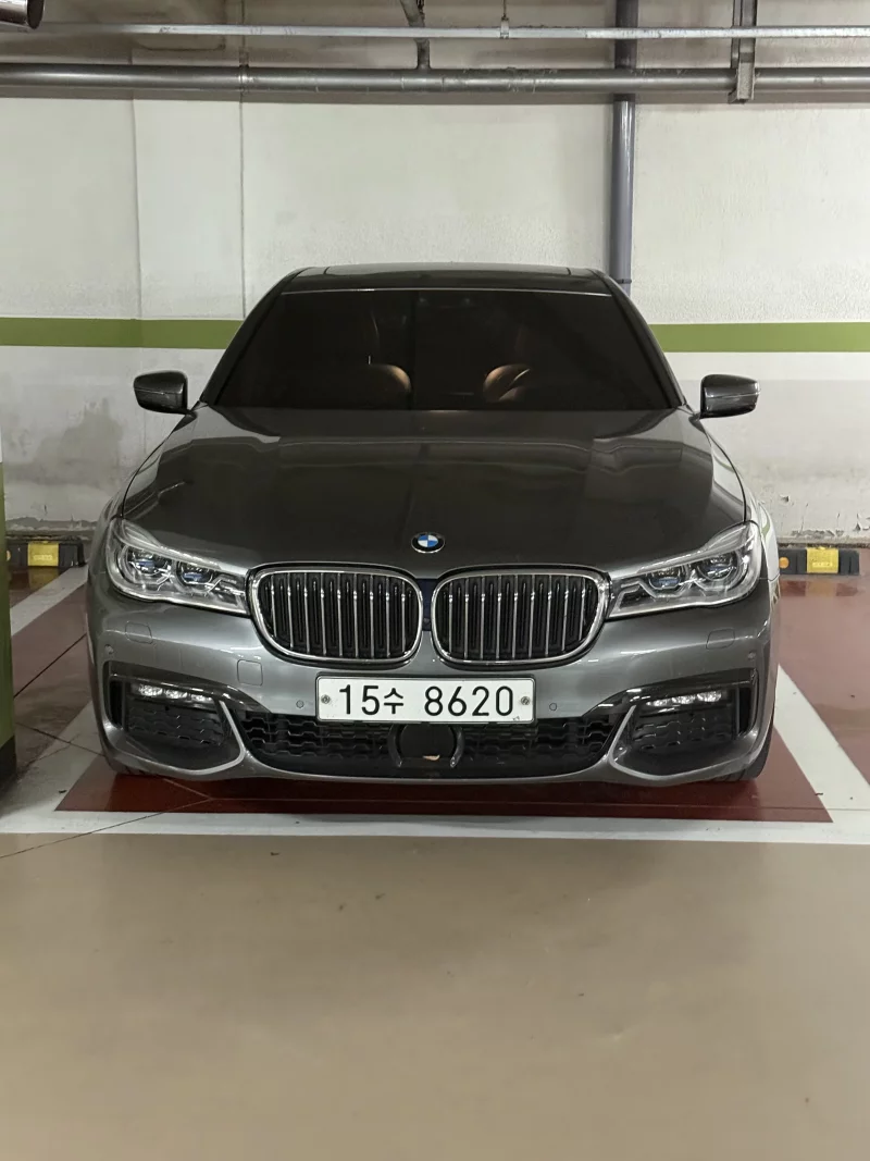 BMW 7-Series
