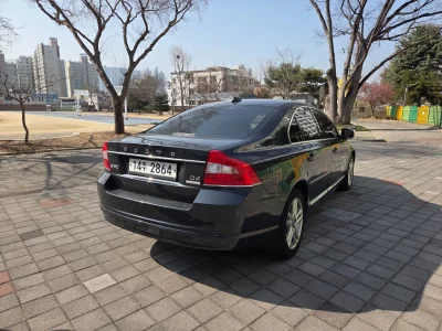Volvo S80