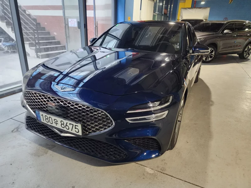 Genesis G70