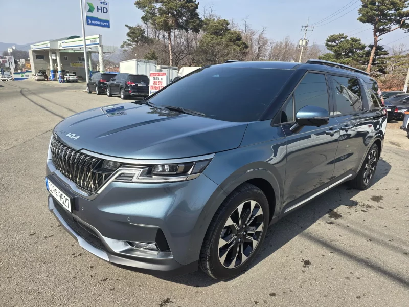 Kia Carnival