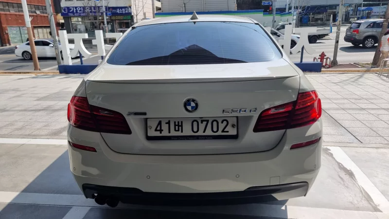 BMW 5-Series