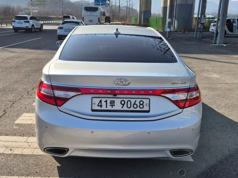 Hyundai Grandeur