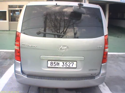 Hyundai Starex