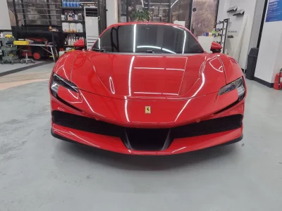 Ferrari SF90