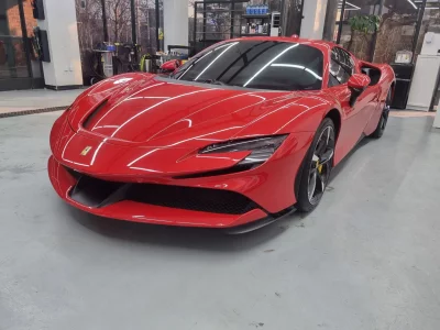 Ferrari SF90
