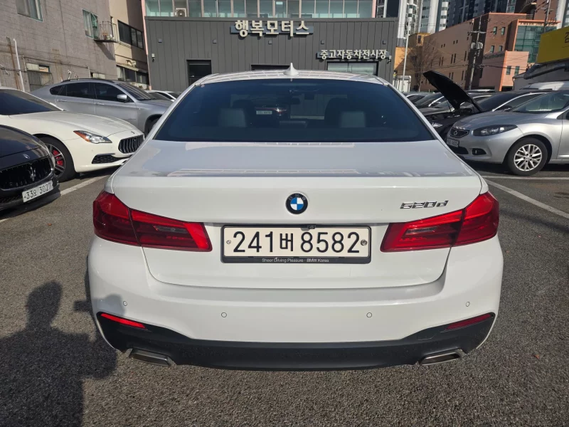 BMW 5-Series