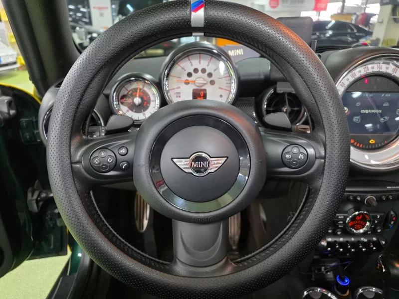 MINI Cooper Convertible