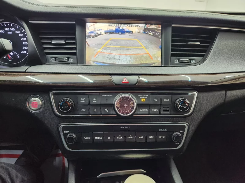 Kia K7