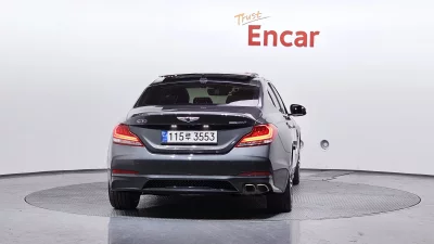 Genesis G70