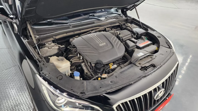 Hyundai Aslan