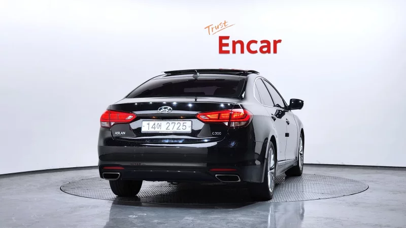 Hyundai Aslan
