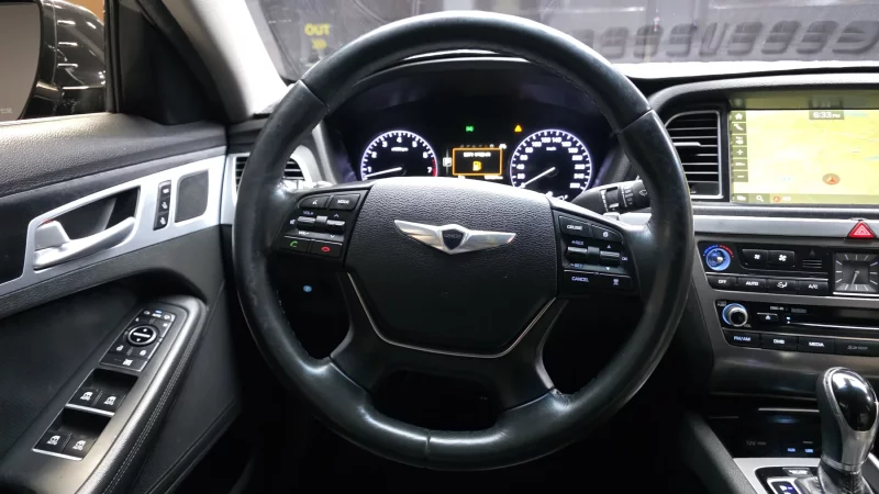 Hyundai Genesis