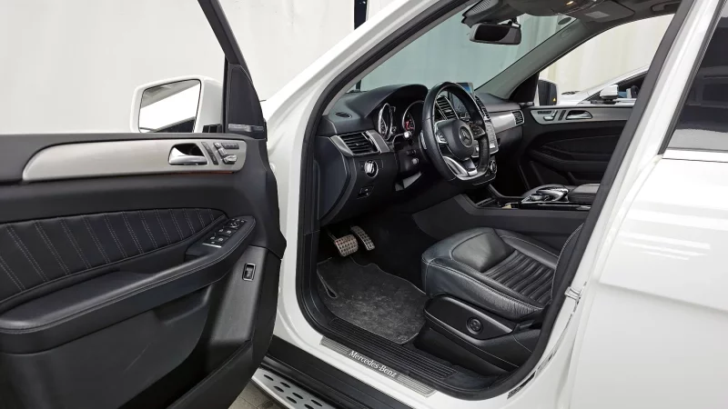 Mercedes-Benz GLE-Class