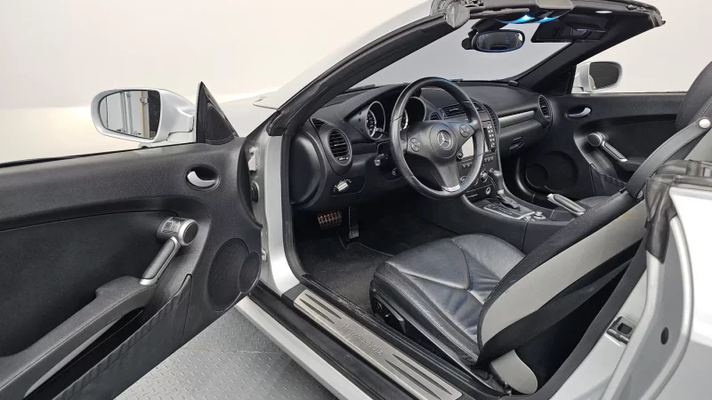 Mercedes-Benz SLK-Class