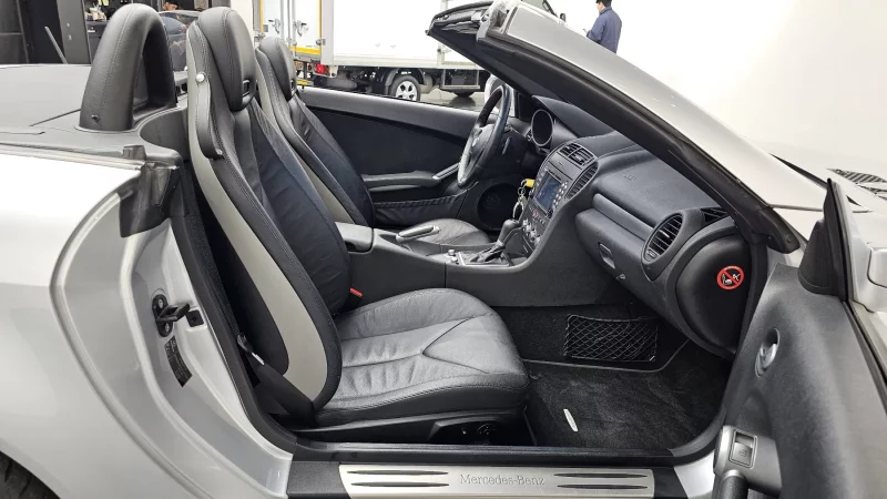 Mercedes-Benz SLK-Class