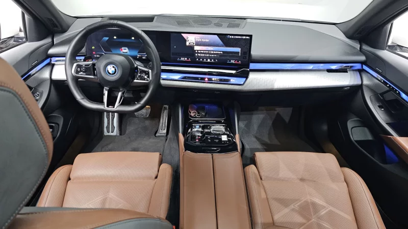 BMW i5