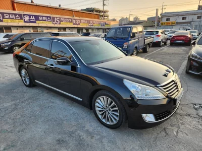 Hyundai Equus