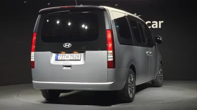 Hyundai Staria