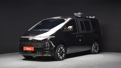Hyundai Staria