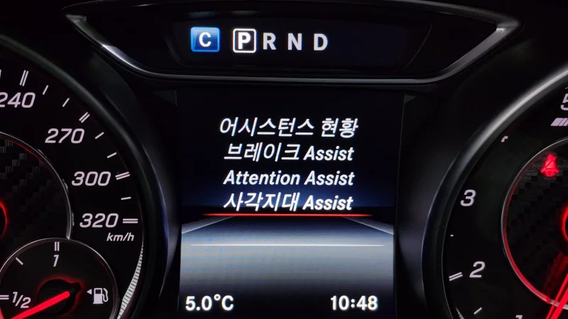 Mercedes-Benz GLA-Class