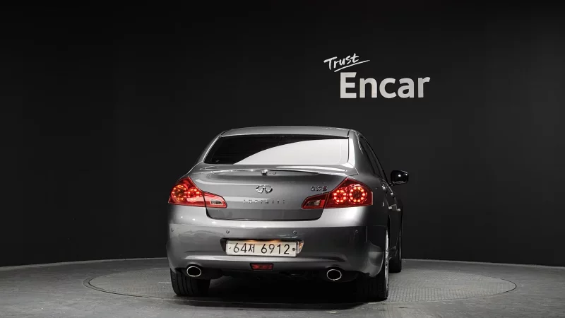 Infiniti G37