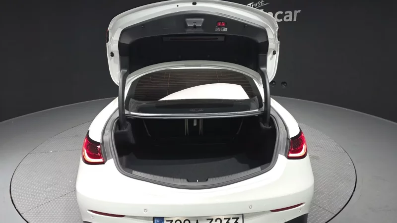 Mercedes-Benz CLE-Class