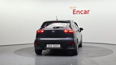 Kia pride