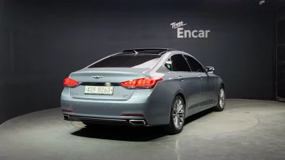Hyundai Genesis