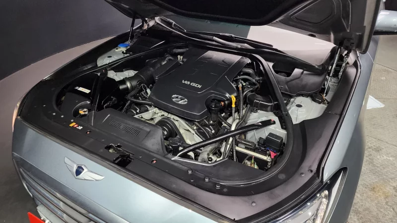 Hyundai Genesis
