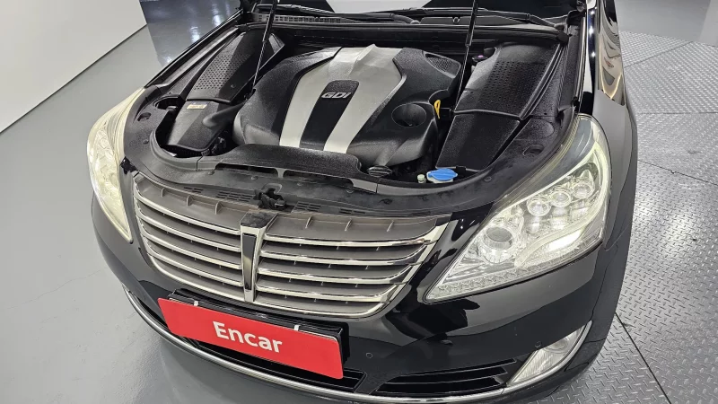 Hyundai Equus