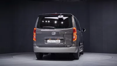 Hyundai Starex