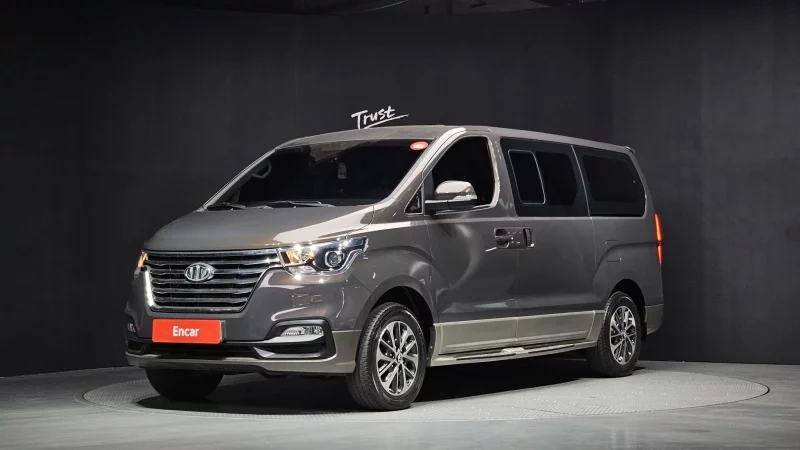 Hyundai Starex