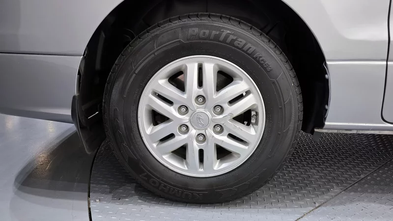 Hyundai Grand Starex