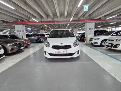 Kia Carens