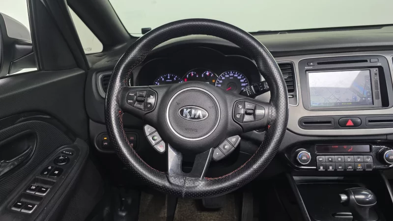Kia Carens