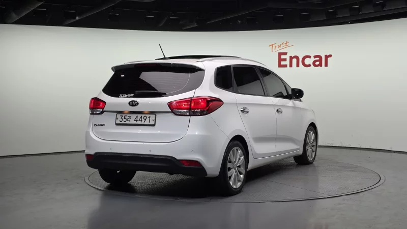 Kia Carens