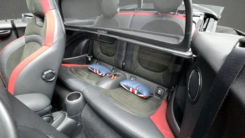 MINI Cooper Convertible