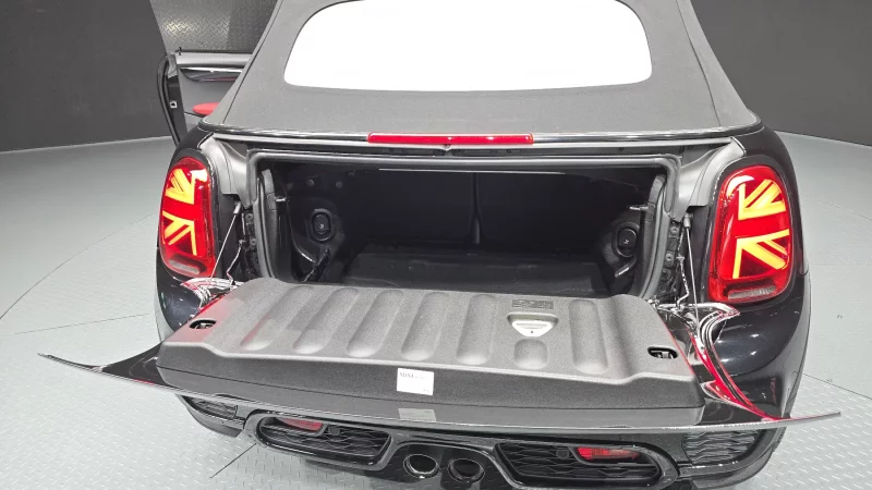 MINI Cooper Convertible