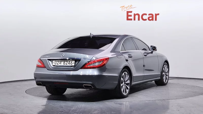 Mercedes-Benz CLS-Class