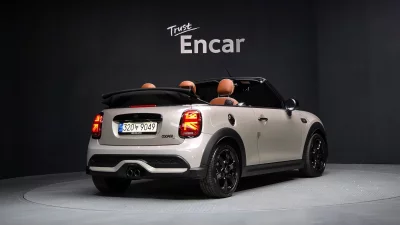 MINI Cabrio