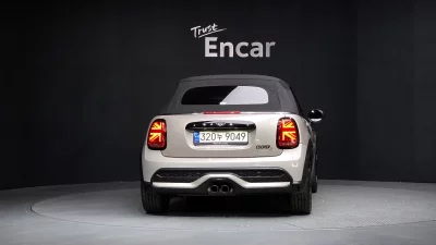 MINI Cabrio