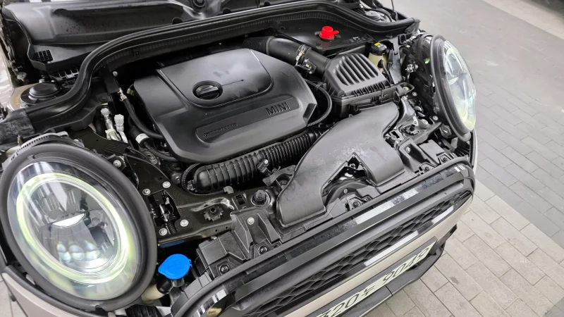 MINI Cooper Convertible